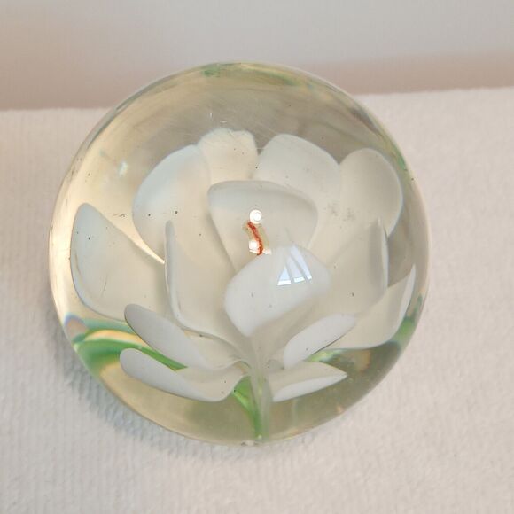 LOTUS FLOWER Glass Paperweight Hand Blown Glass White Floral - Picture 3 of 8